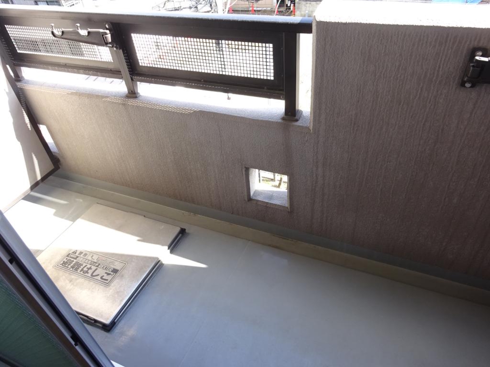 17/30 バルコニー