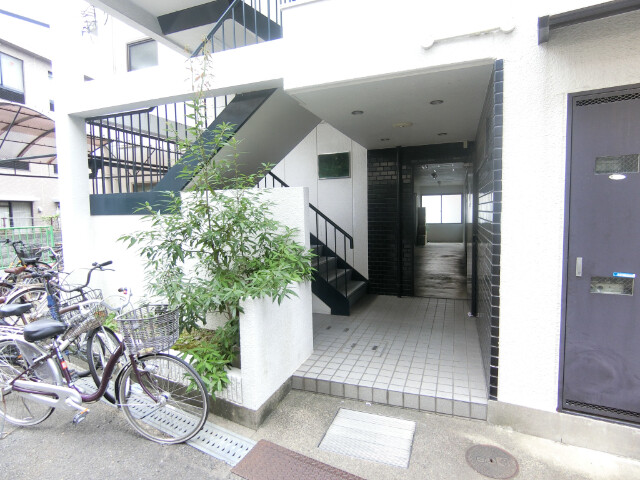 3/6 エントランス