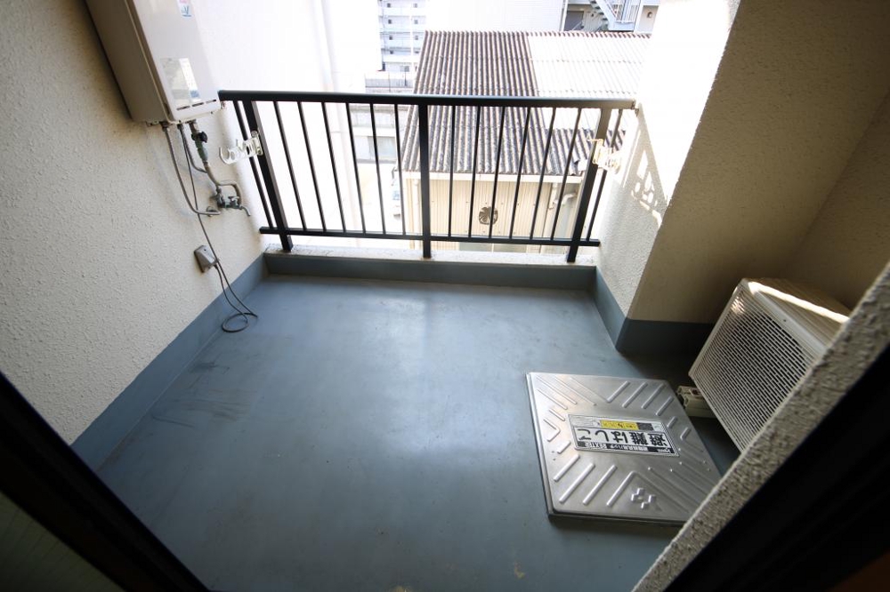 20/30 バルコニー