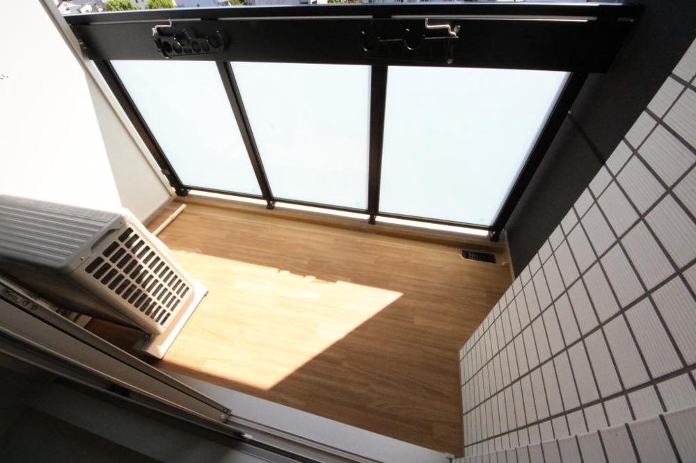 18/30 バルコニー