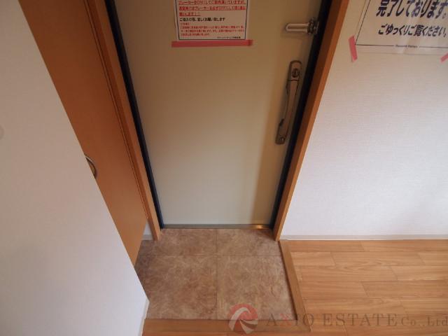 17/30 玄関