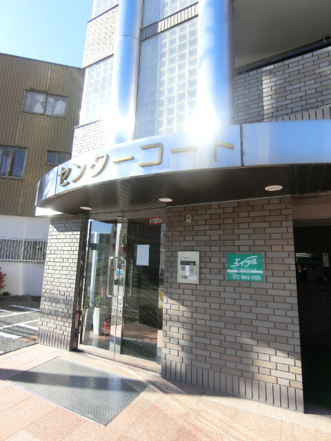 26/30 エントランス