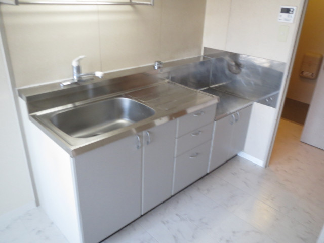 16/30 キッチン