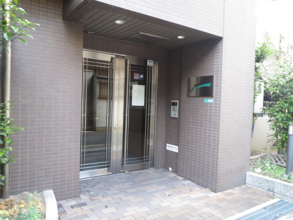 3/5 エントランス