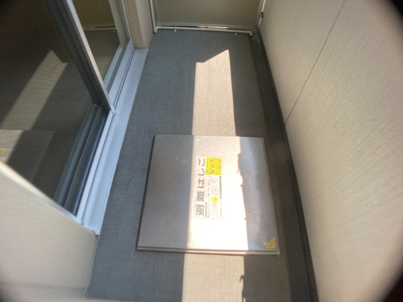 20/30 バルコニー