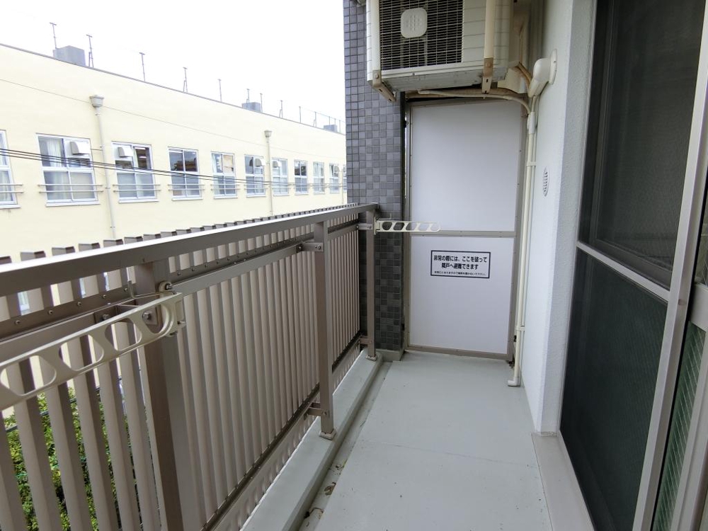 20/30 バルコニー