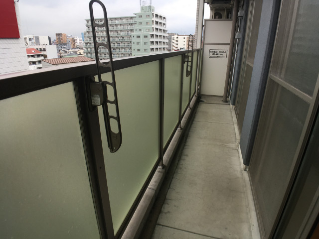 23/30 バルコニー