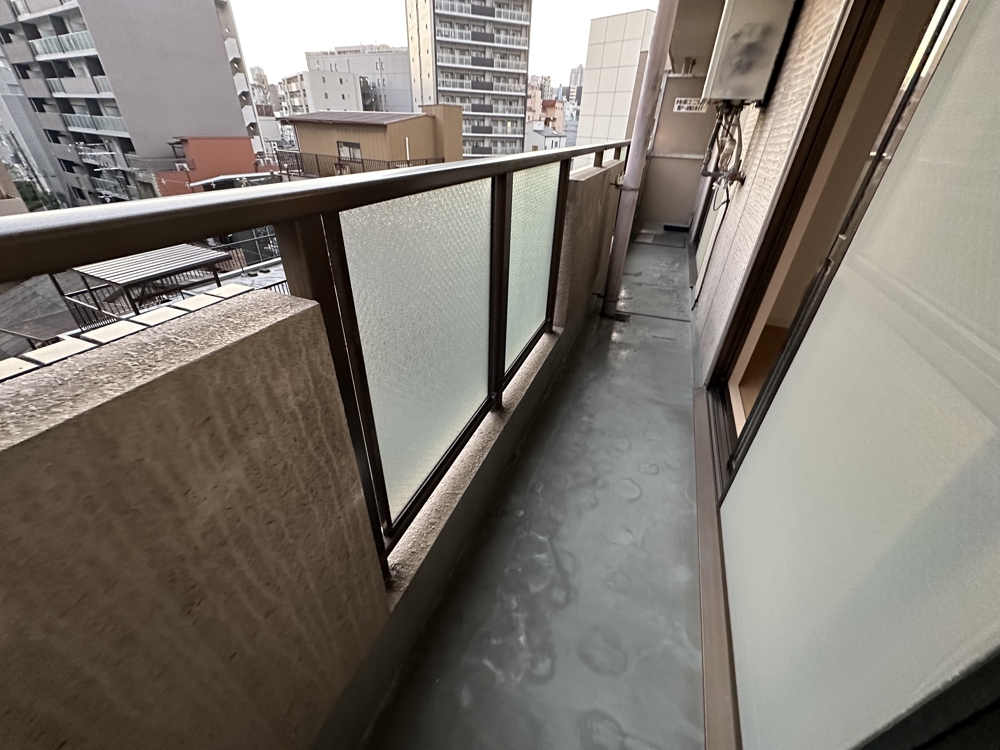 14/30 バルコニー