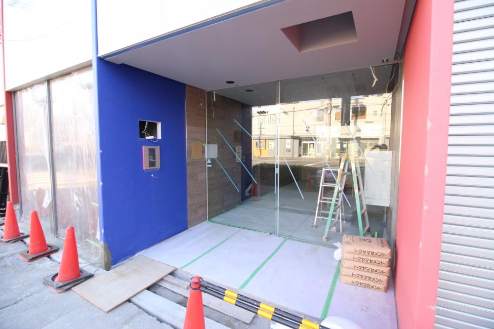 2/3 エントランス