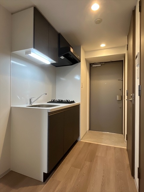 27/30 エントランス