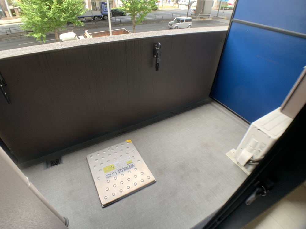 27/30 バルコニー