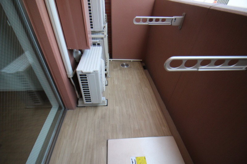 20/30 バルコニー