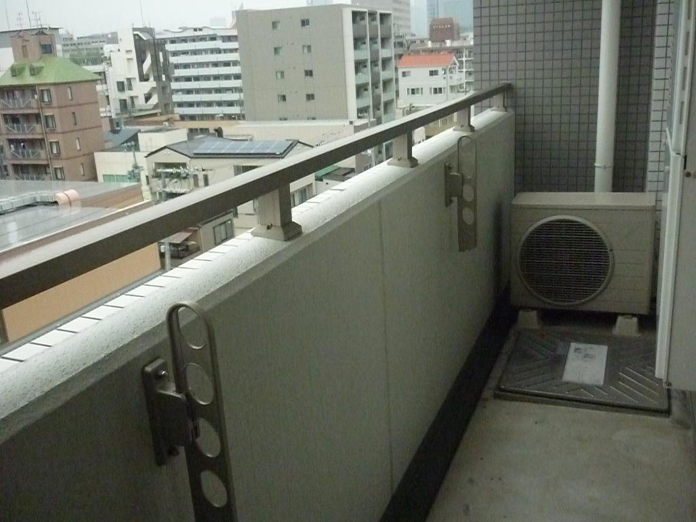 25/30 バルコニー