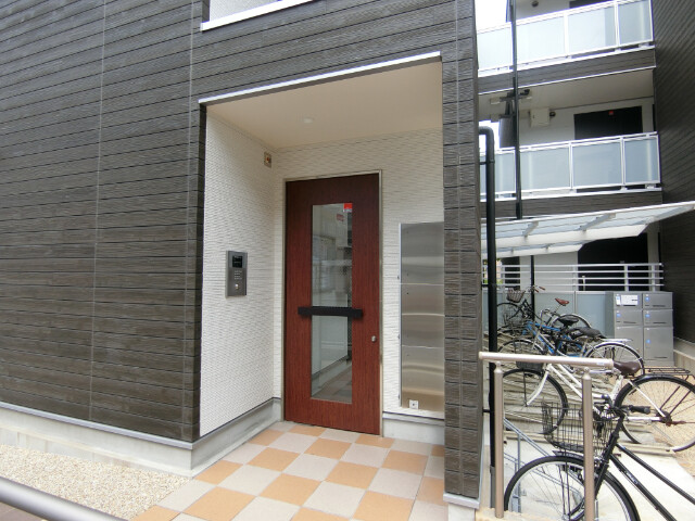 3/6 エントランス