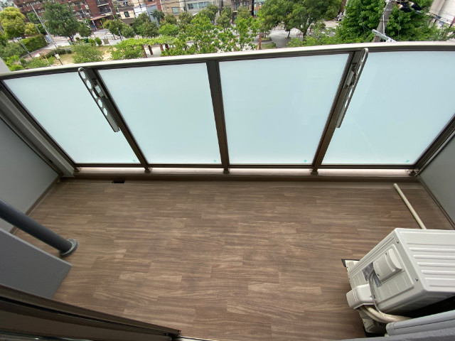 20/30 バルコニー