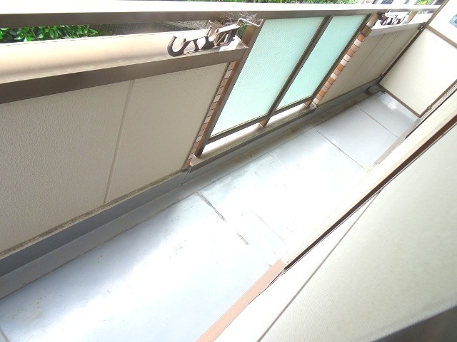 18/30 バルコニー