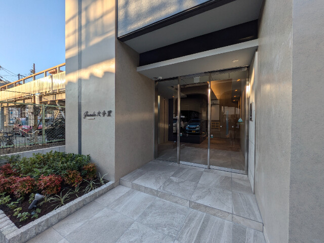 29/30 エントランス