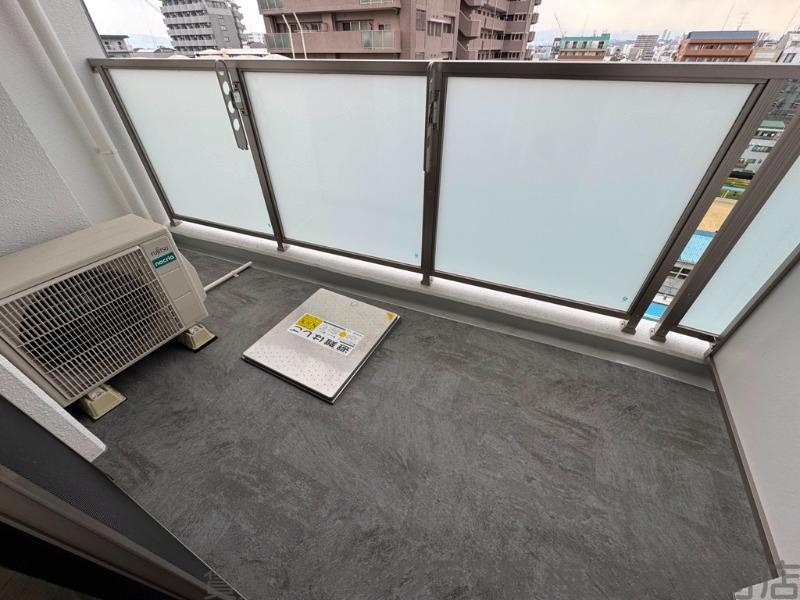 21/30 バルコニー