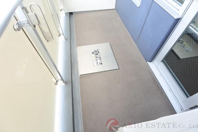 21/30 バルコニー