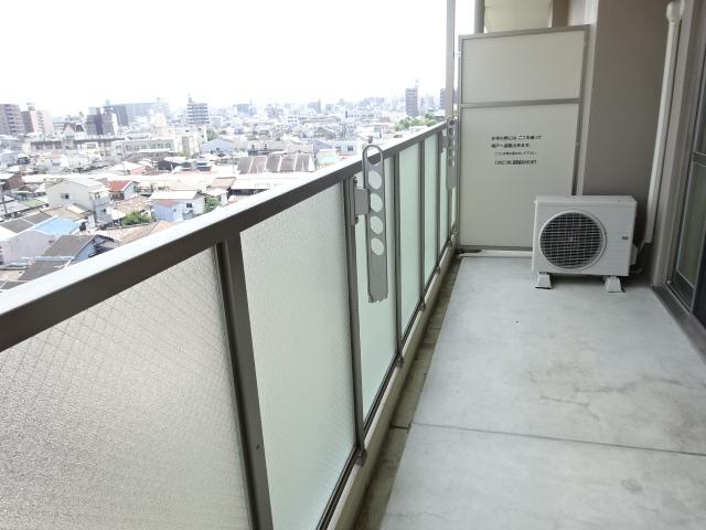 23/30 バルコニー