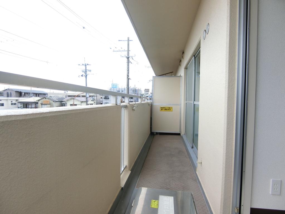 23/30 バルコニー