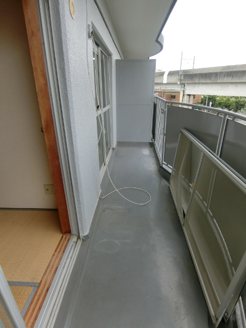 19/30 バルコニー