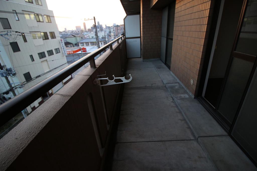 22/30 バルコニー