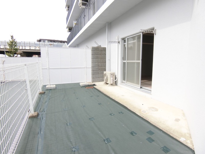 19/30 バルコニー