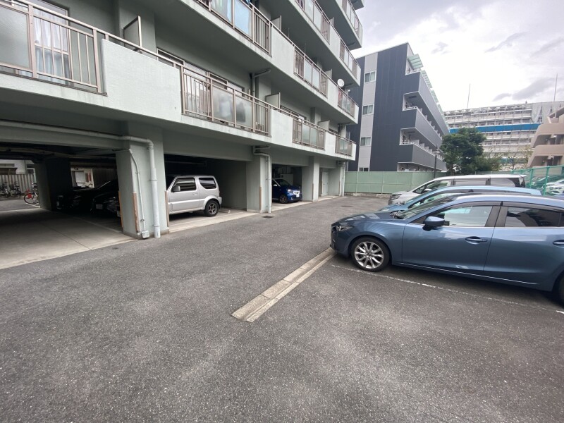 4/6 駐車場