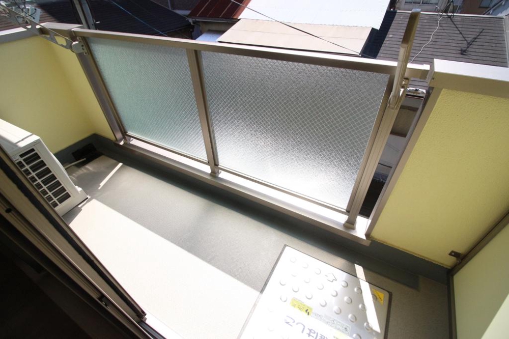 26/30 バルコニー