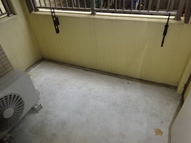 19/30 バルコニー