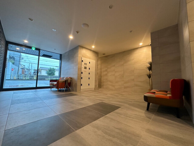 4/5 エントランス