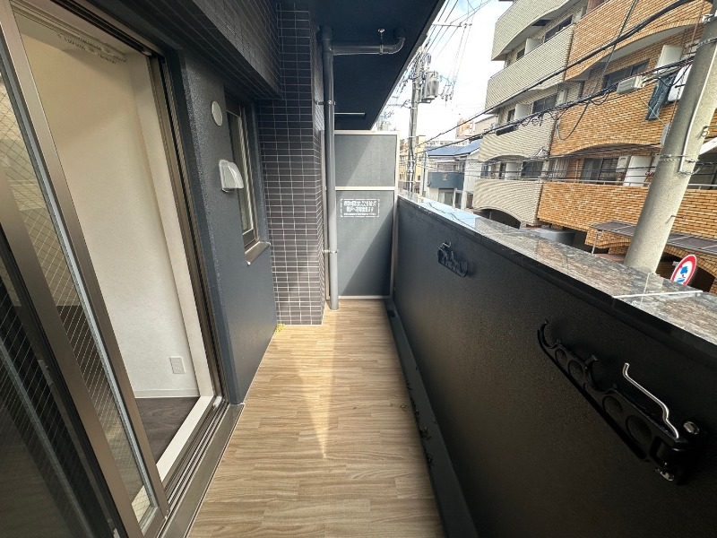 21/30 バルコニー