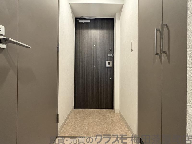 18/30 玄関