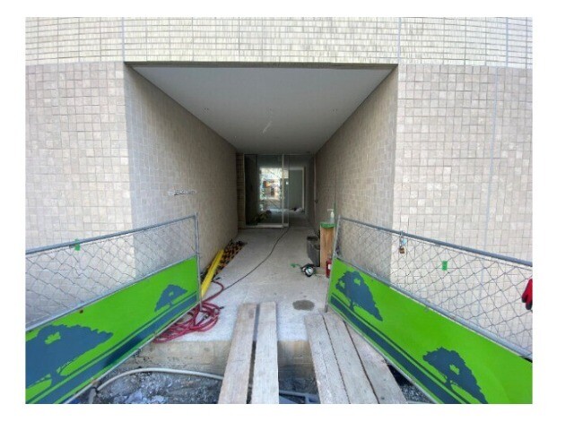 3/8 エントランス