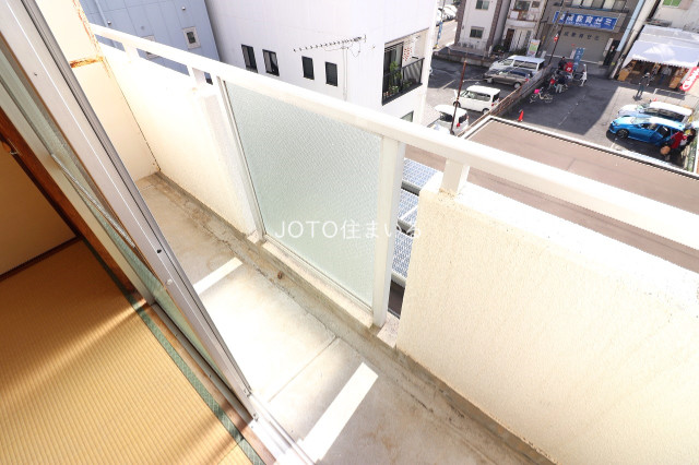 13/30 バルコニー
