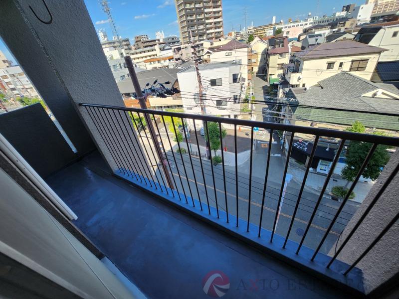 23/30 バルコニー