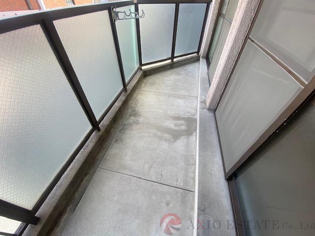 21/30 バルコニー