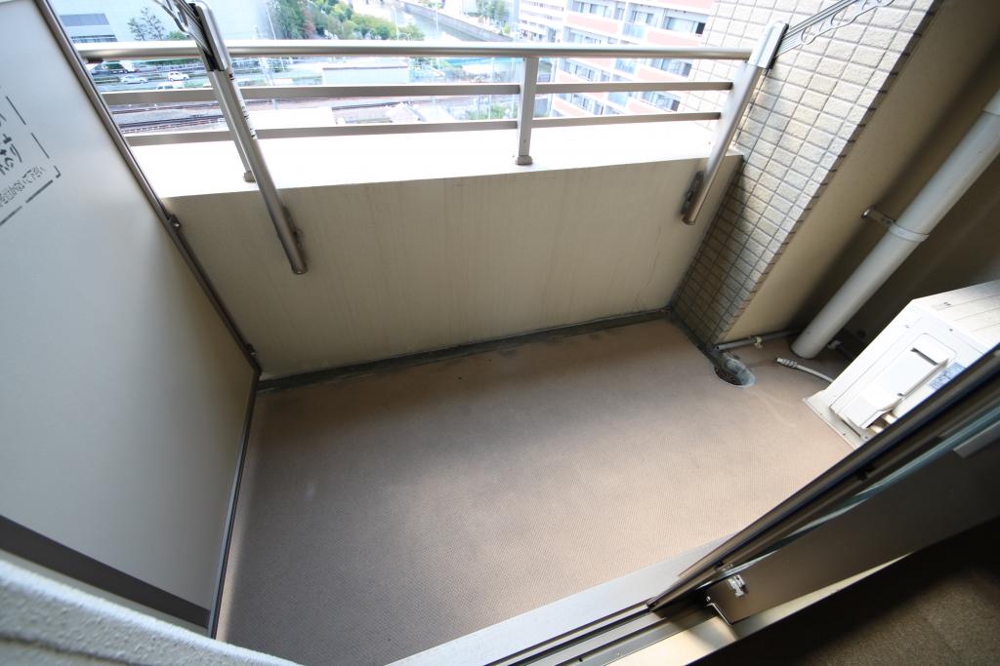 17/30 バルコニー