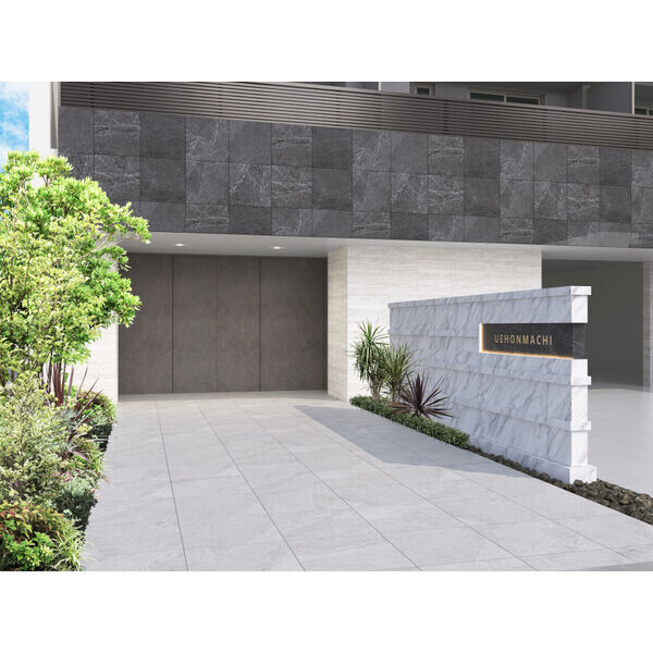 24/30 エントランス