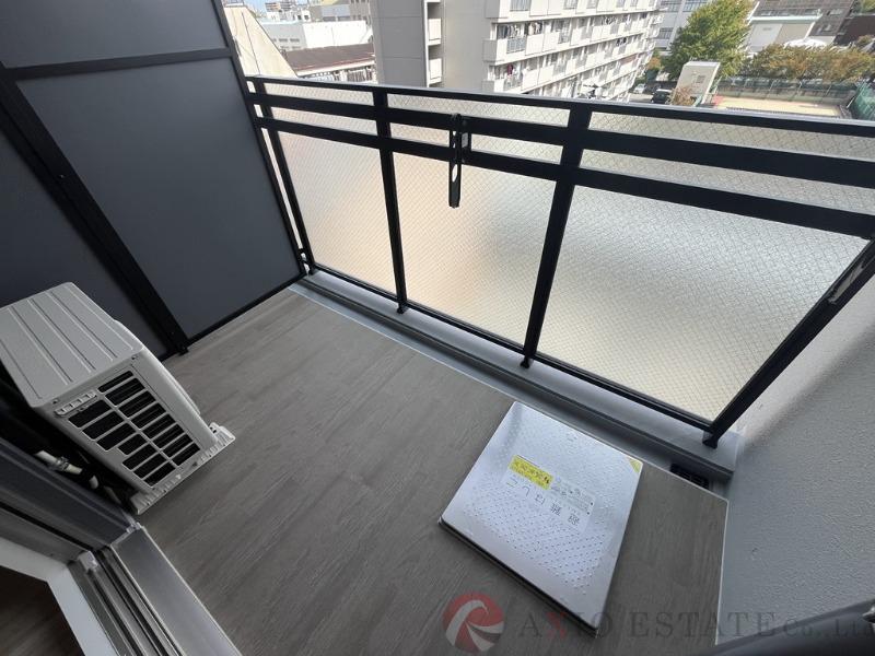 23/30 バルコニー