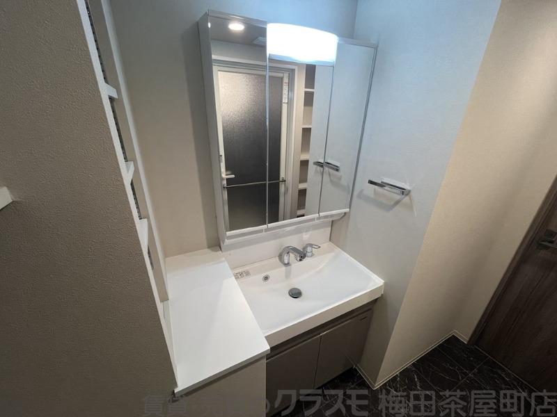 20/30 洗面