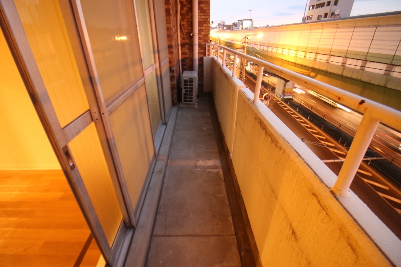 19/30 バルコニー