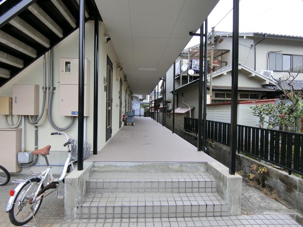 3/7 エントランス