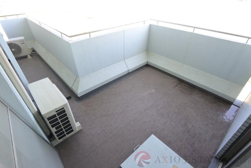 26/30 バルコニー