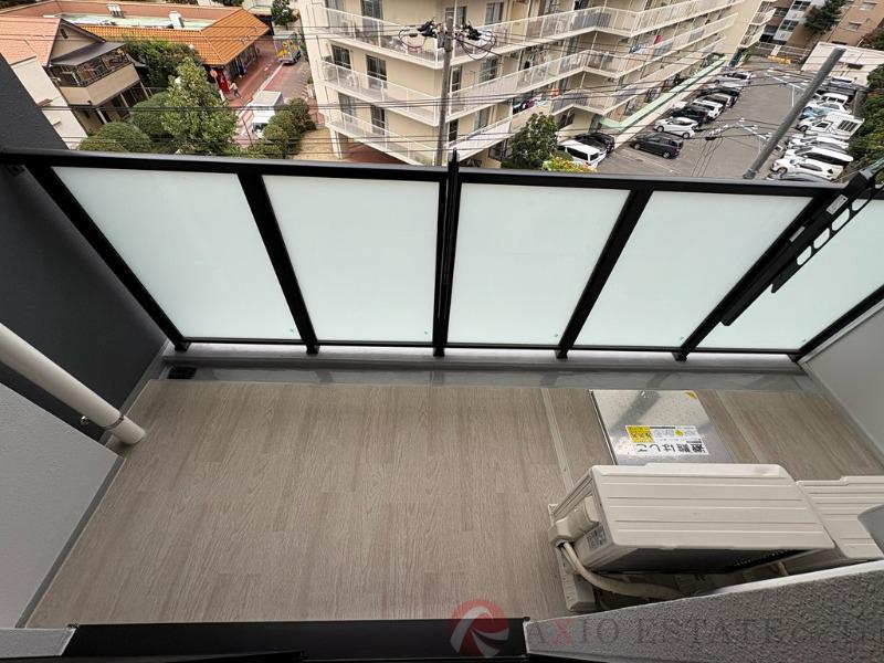 23/30 バルコニー