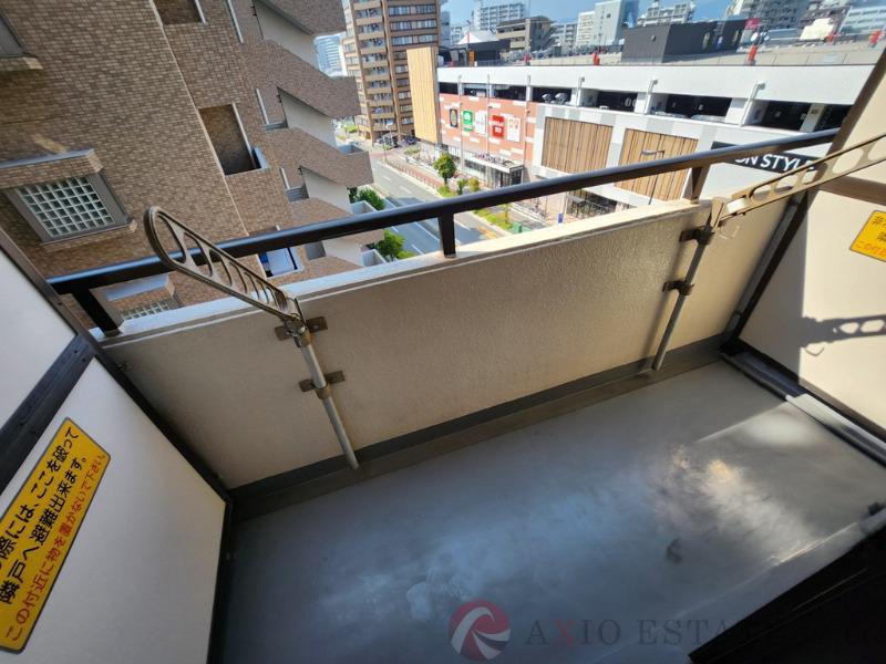 23/30 バルコニー