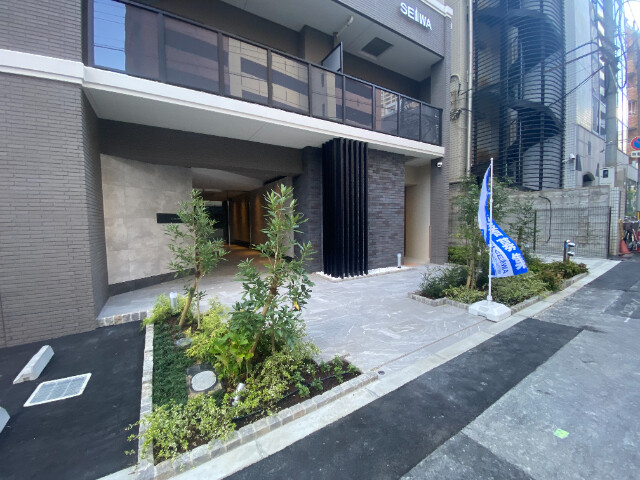 29/30 エントランス