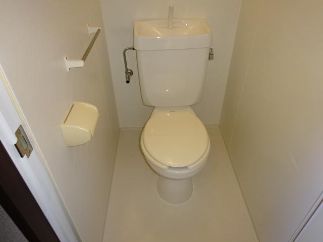 13/30 トイレ