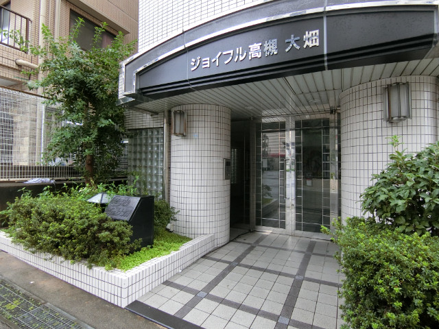 2/5 エントランス